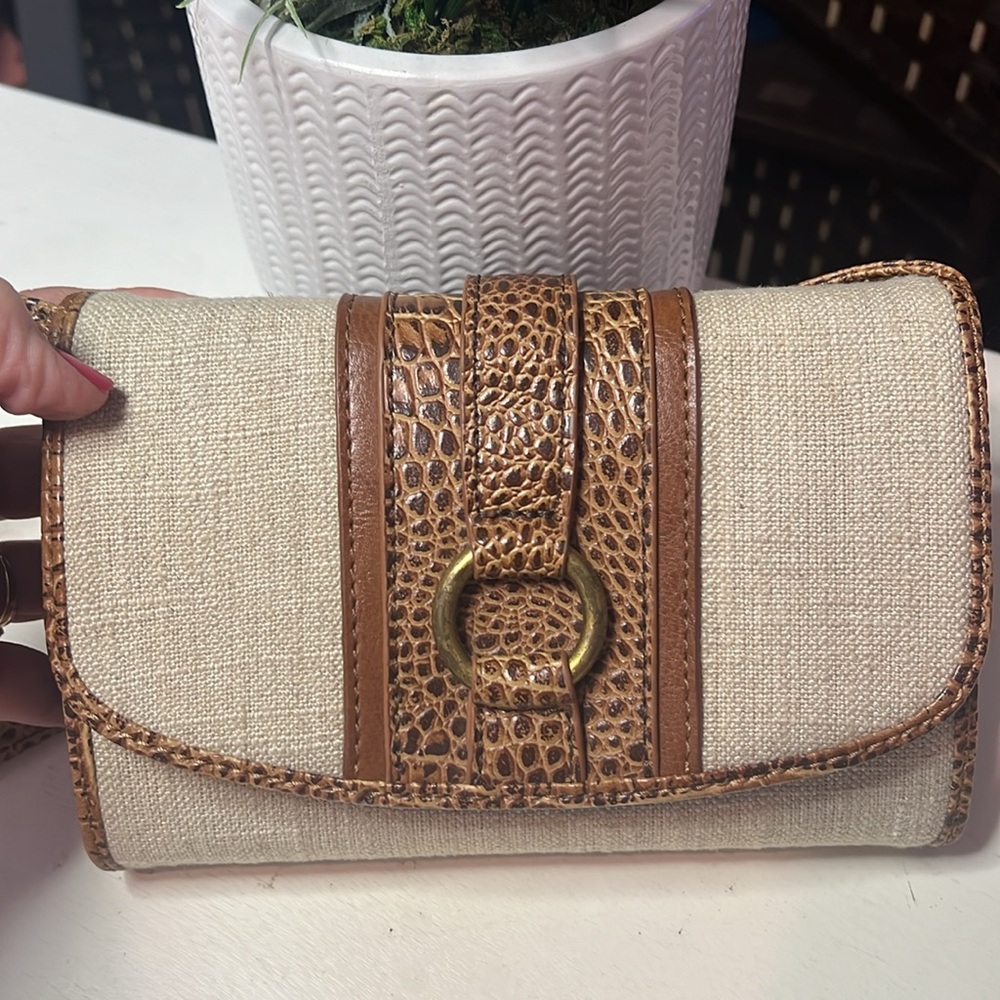 Coldwater Creek Purse Wallet Cross Body Bag Card Organizer Tan Brown - Picture 9 of 12